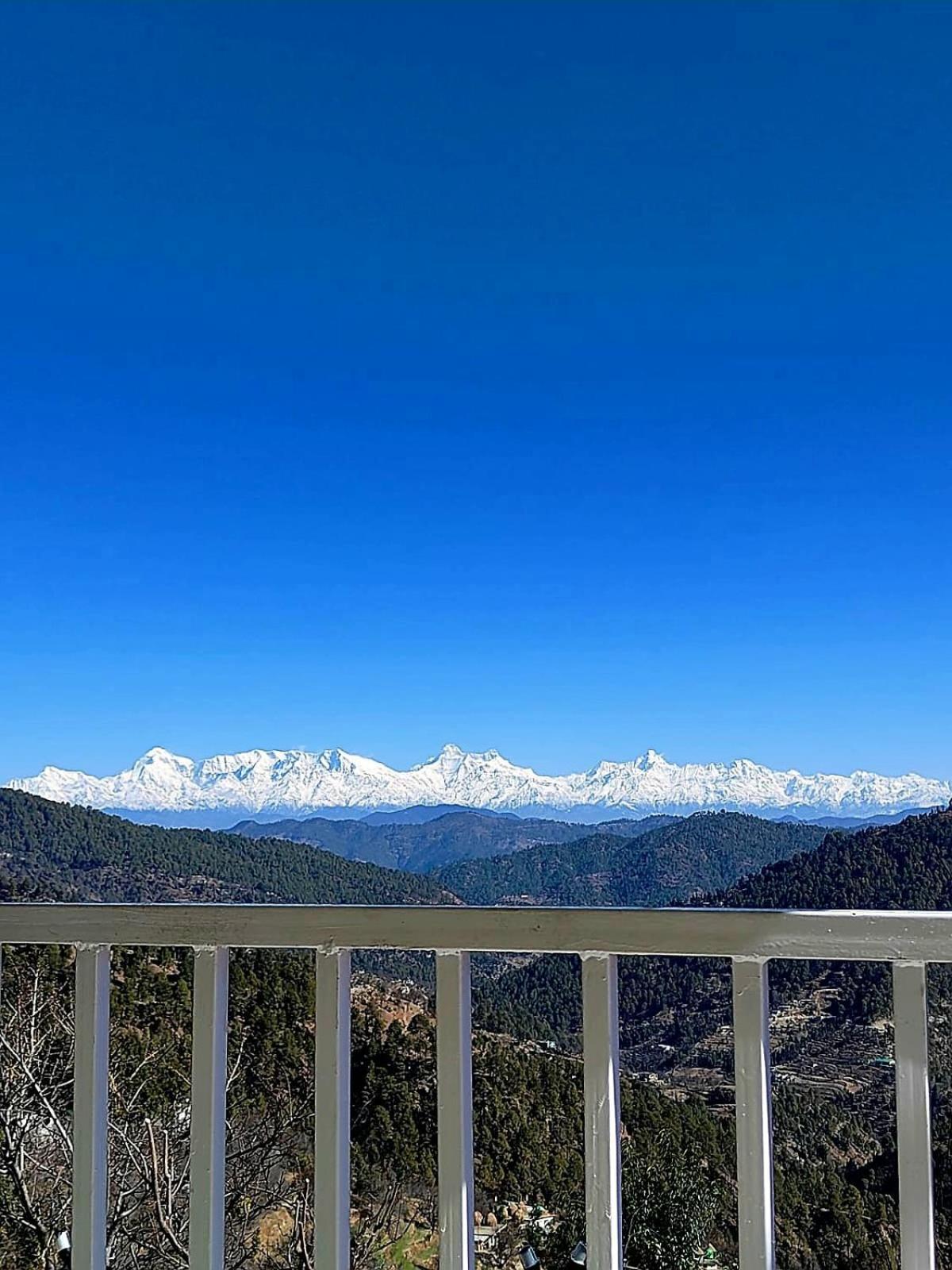 The Pahadi Nest Mukteshwar Hotel Екстериор снимка