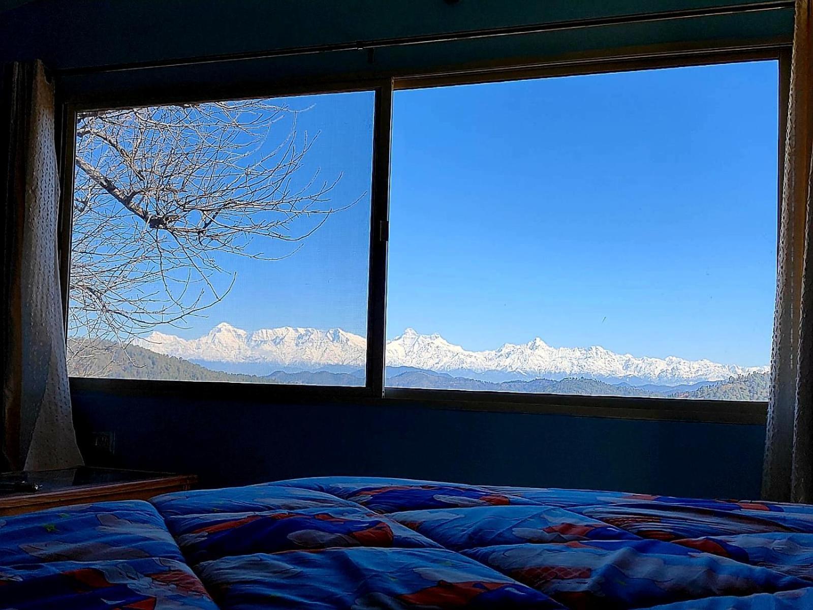 The Pahadi Nest Mukteshwar Hotel Екстериор снимка
