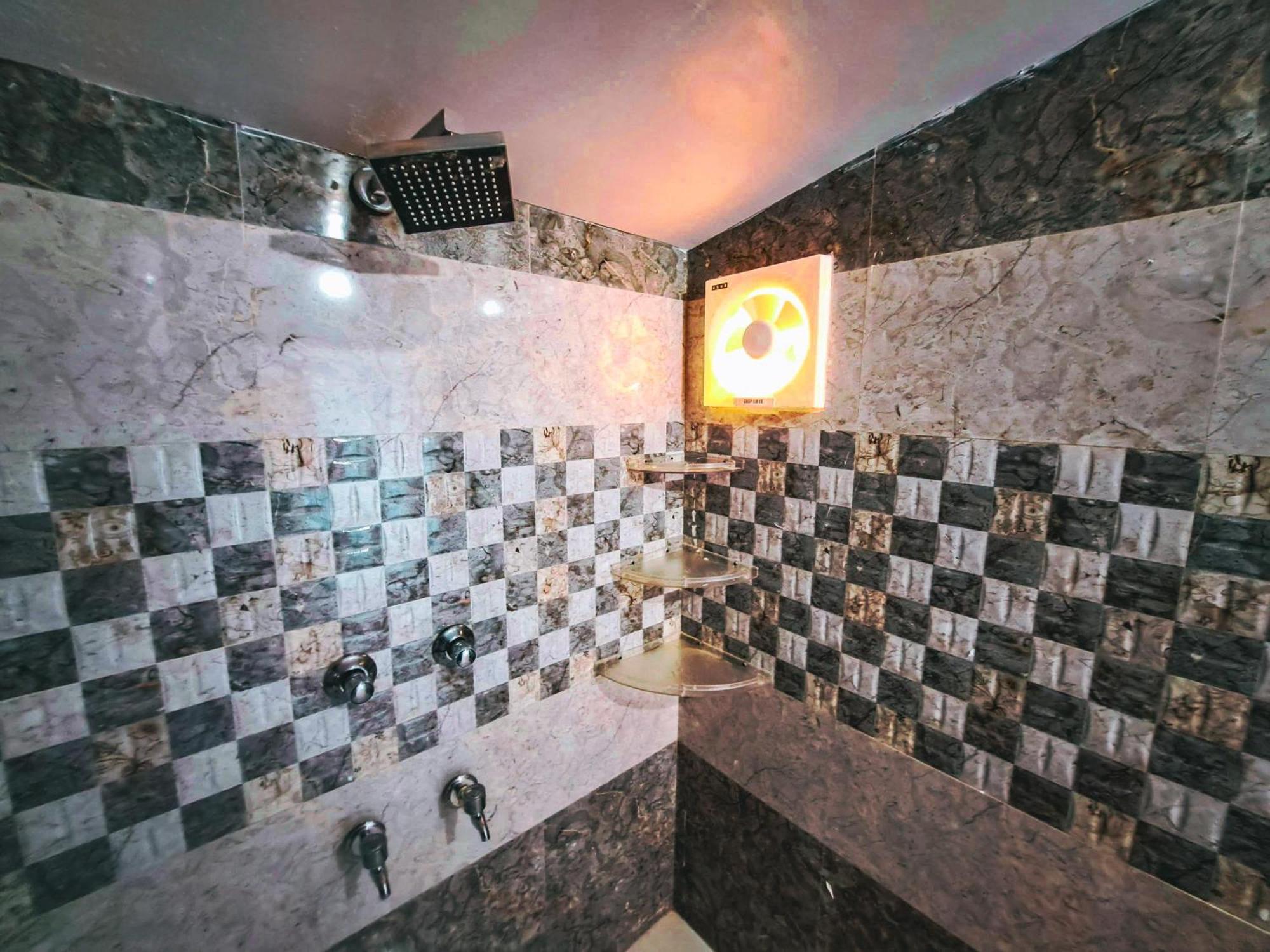 The Pahadi Nest Mukteshwar Hotel Екстериор снимка